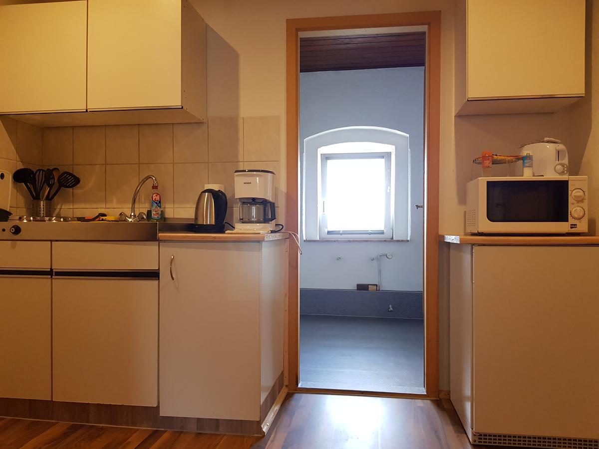 Haus Am Sachsenring Appartement Hohenstein-Ernstthal Buitenkant foto